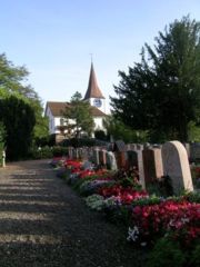 Friedhof mit Kirche